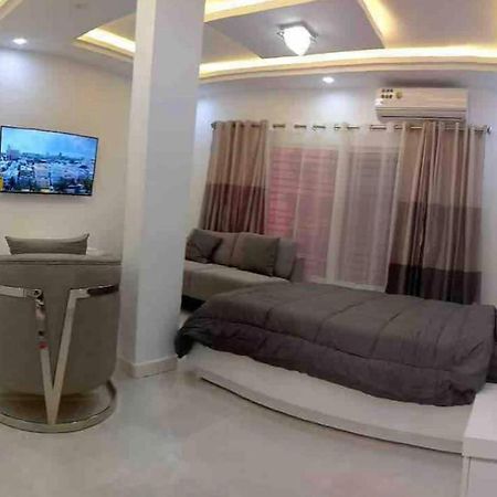 Appartement Luxe Idealement Situe A Dakar Exterior photo